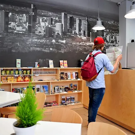 Centrum Private & Dorms 旅馆 *