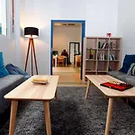 Centrum Private & Dorms Varşova