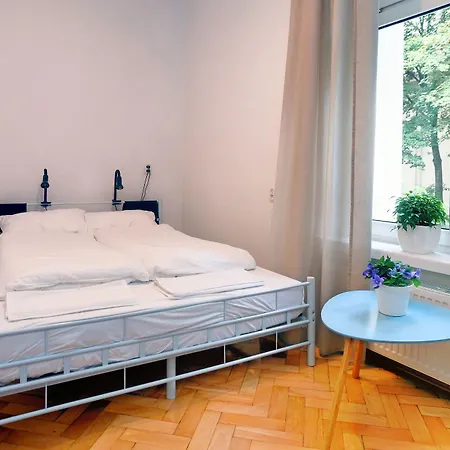 Centrum Hostel *