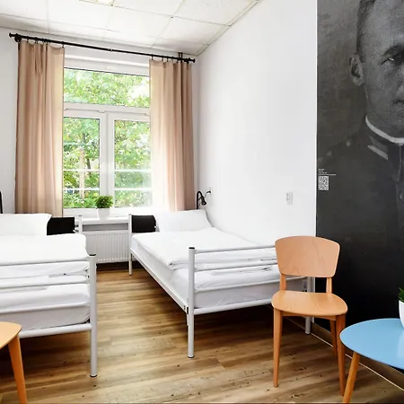 Hostel Centrum Private & Dorms *