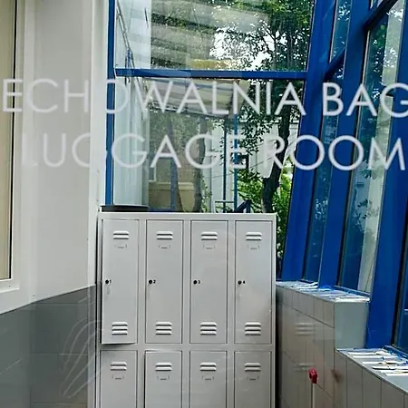 Hostal Centrum Private & Dorms *