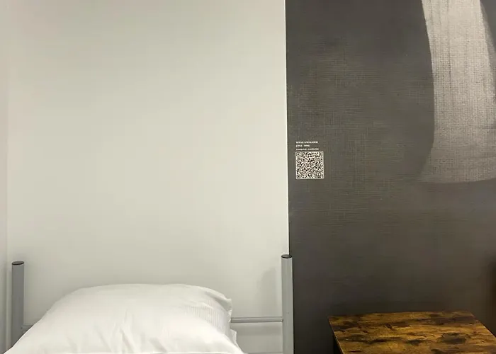 Centrum Private & Dorms Хостел