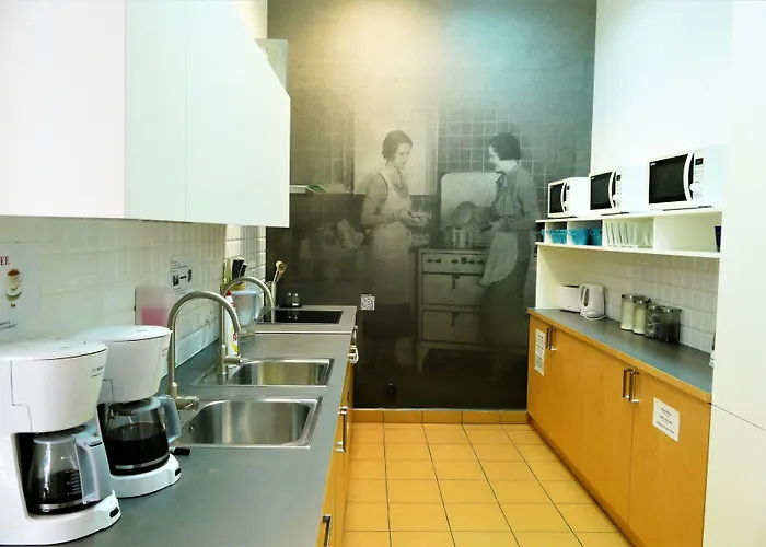 Centrum Private & Dorms Хостел *